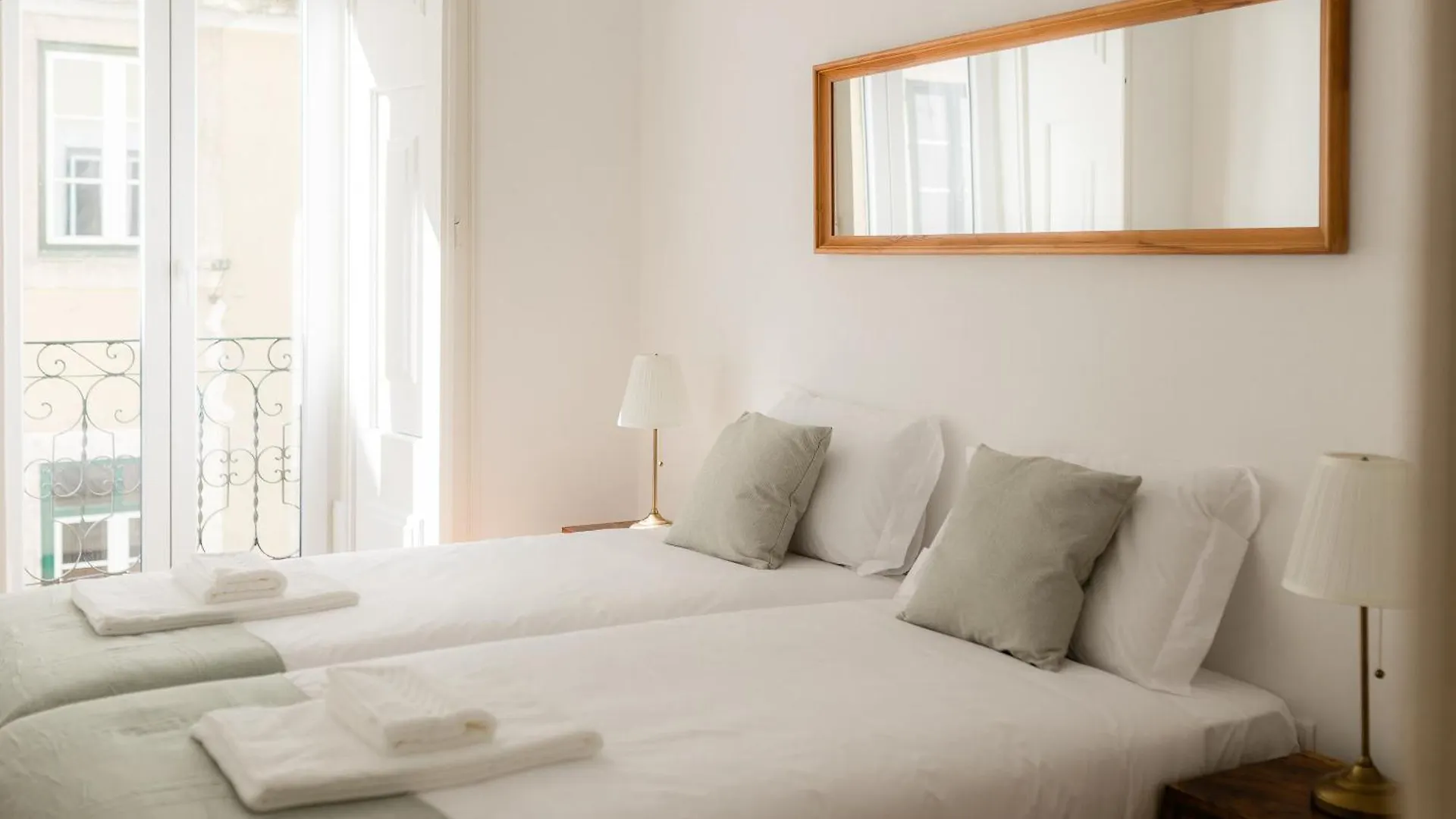 Lisboa A Janela, Charming Apartments In Lisbon Center Portugal