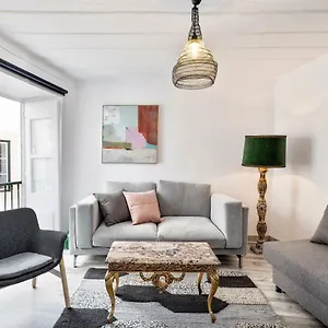  Apartment Alfama Street View